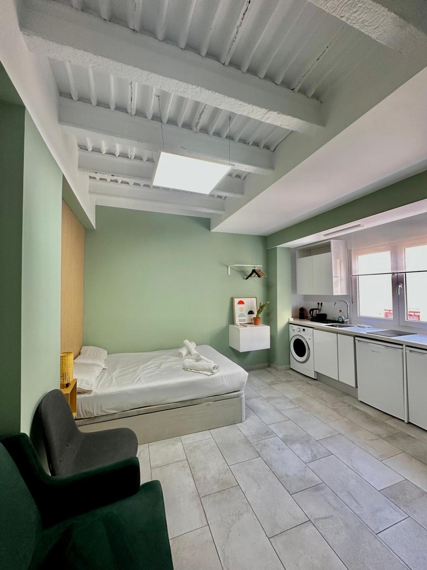 Lovely Studio Apartment Málaga Exterior foto